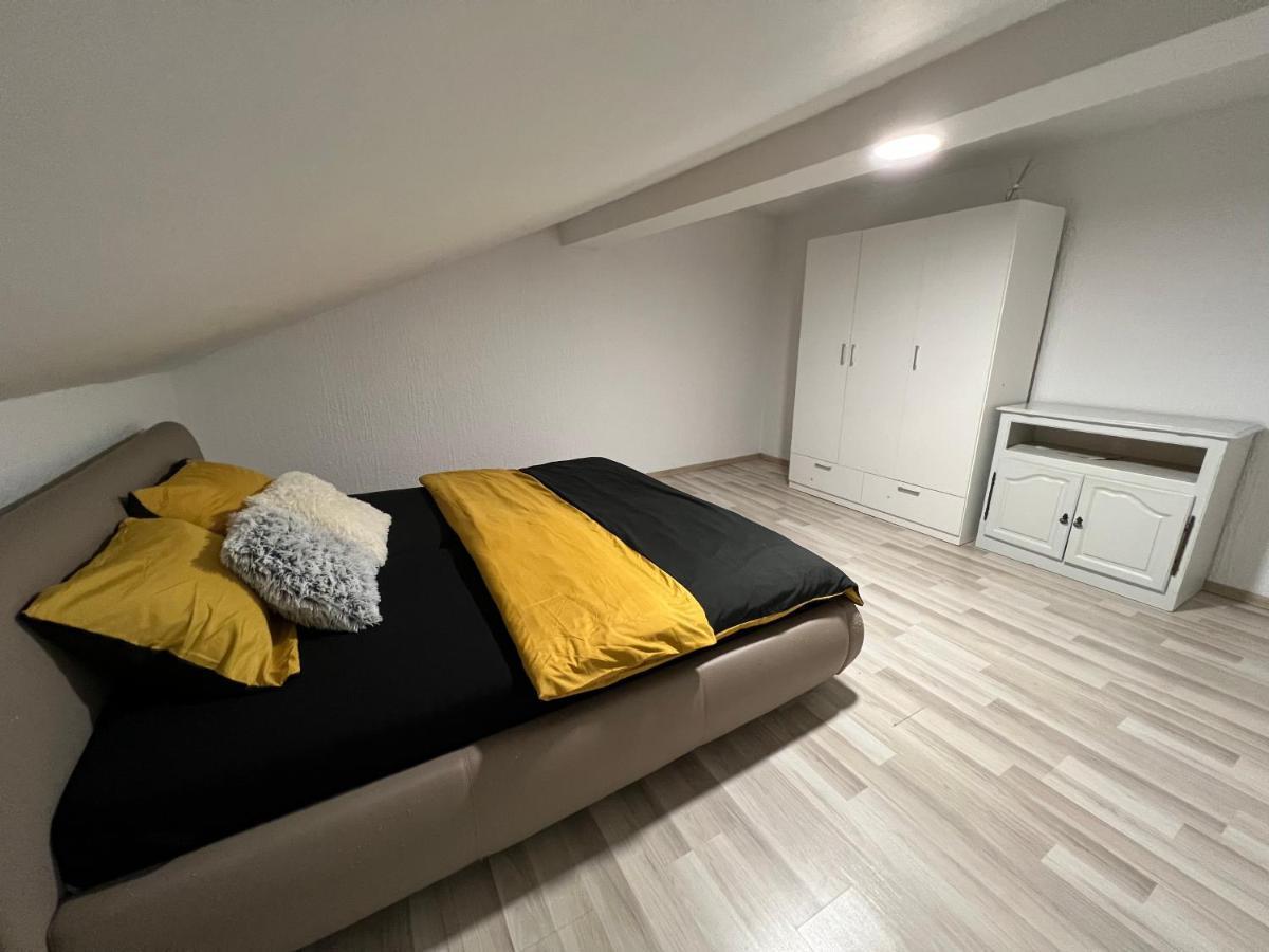 Golden House Villa Osijek Luaran gambar