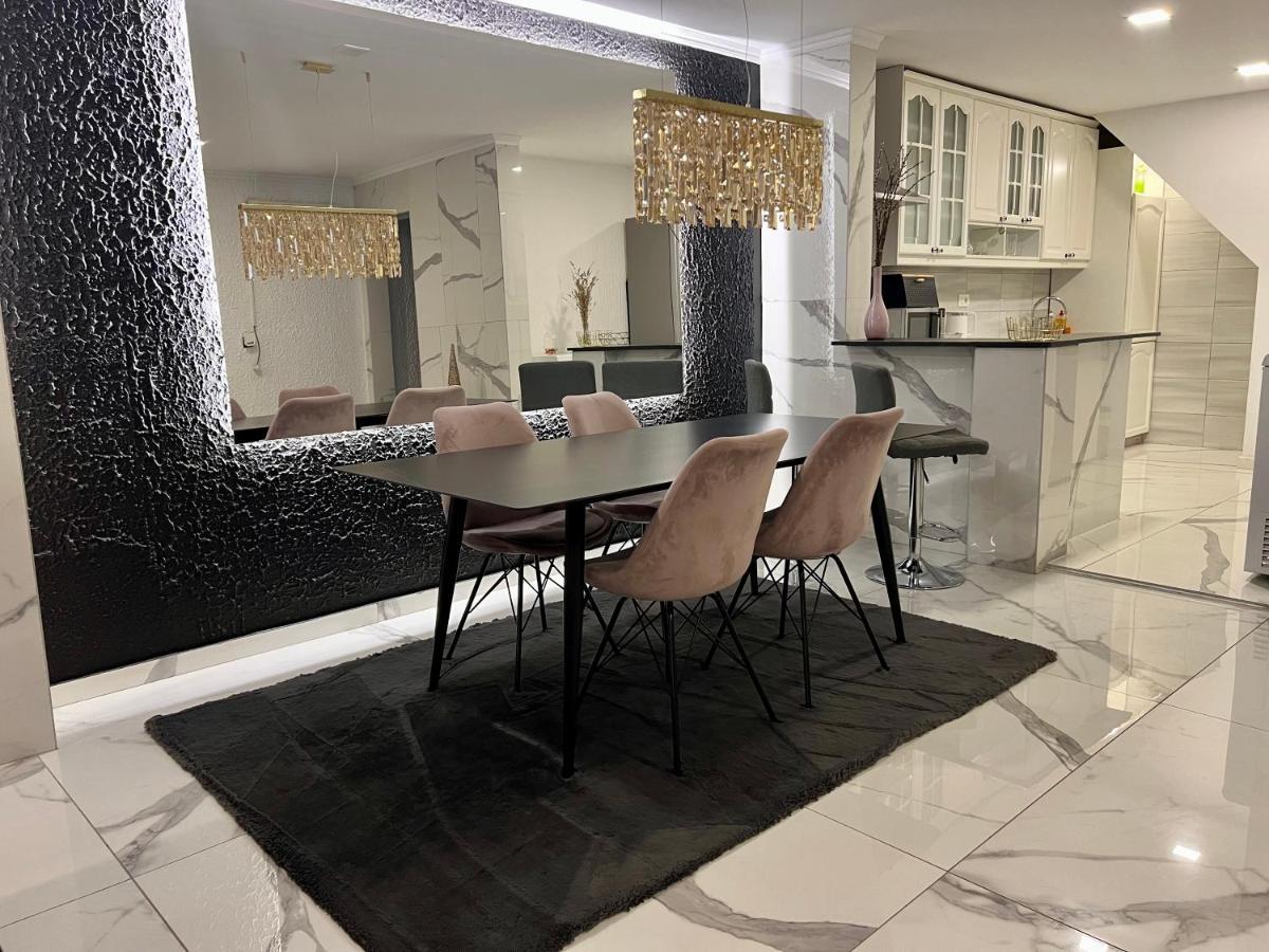 Golden House Villa Osijek Luaran gambar